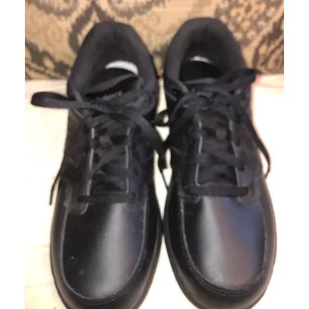 New Balance 813 Black Leather Walking Running Shoes MW813BK Mens Size 9.0