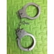thumbnail image 4 of Gorra de policía, accesorios de ropa, ropa de policía para niños, traje, accesorios de plástico, porra, esposas, rayos de mano, interfono, juguete, 4 of 4