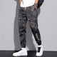 thumbnail image 4 of Pantalones deportivos con estampado de camuflaje para hombre, peto de tiro medio, cintura elástica, bolsillos con cordón, pantalones Cargo para correr, 4 of 4