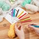 thumbnail image 3 of Juego de 11 agujas de crochet, incluye 2 guías de hilo de aleación de 2 tamaños, 9 agujas de crochet de aluminio de colores variados con mangos suaves y herramientas para tejer., 3 of 6