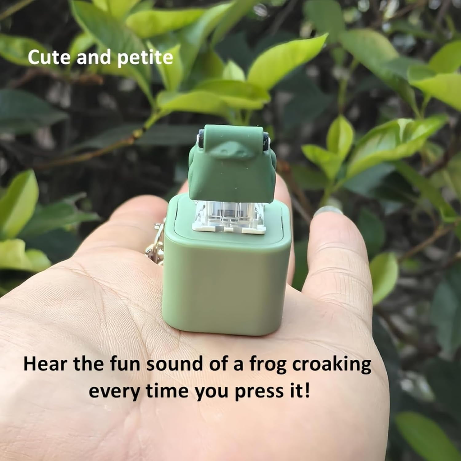 Lizard Button Sound Keychains, 2/3/5PCS Fun Lizard Button Keychain Toy, Rechargeable Portable Animals Sound Effect Button with Colorful Lights