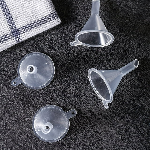 Embudos de cocina para llenar botellas, frascos, contenedores o uso en laboratorio - Embudo de aceite para gas, aceite de automóvil, lubricantes y fluidos (paquete de 4 blancos)