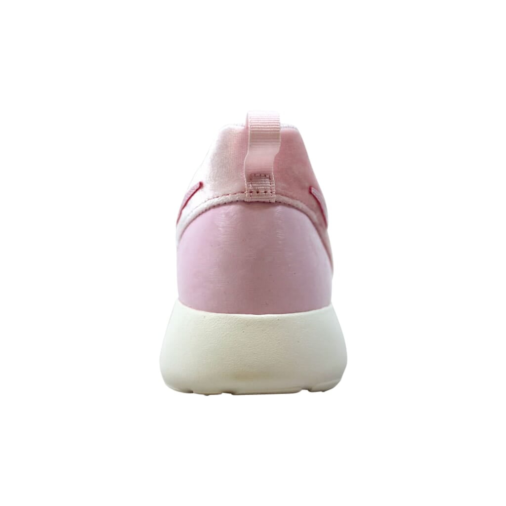 pink nike roshe size 2