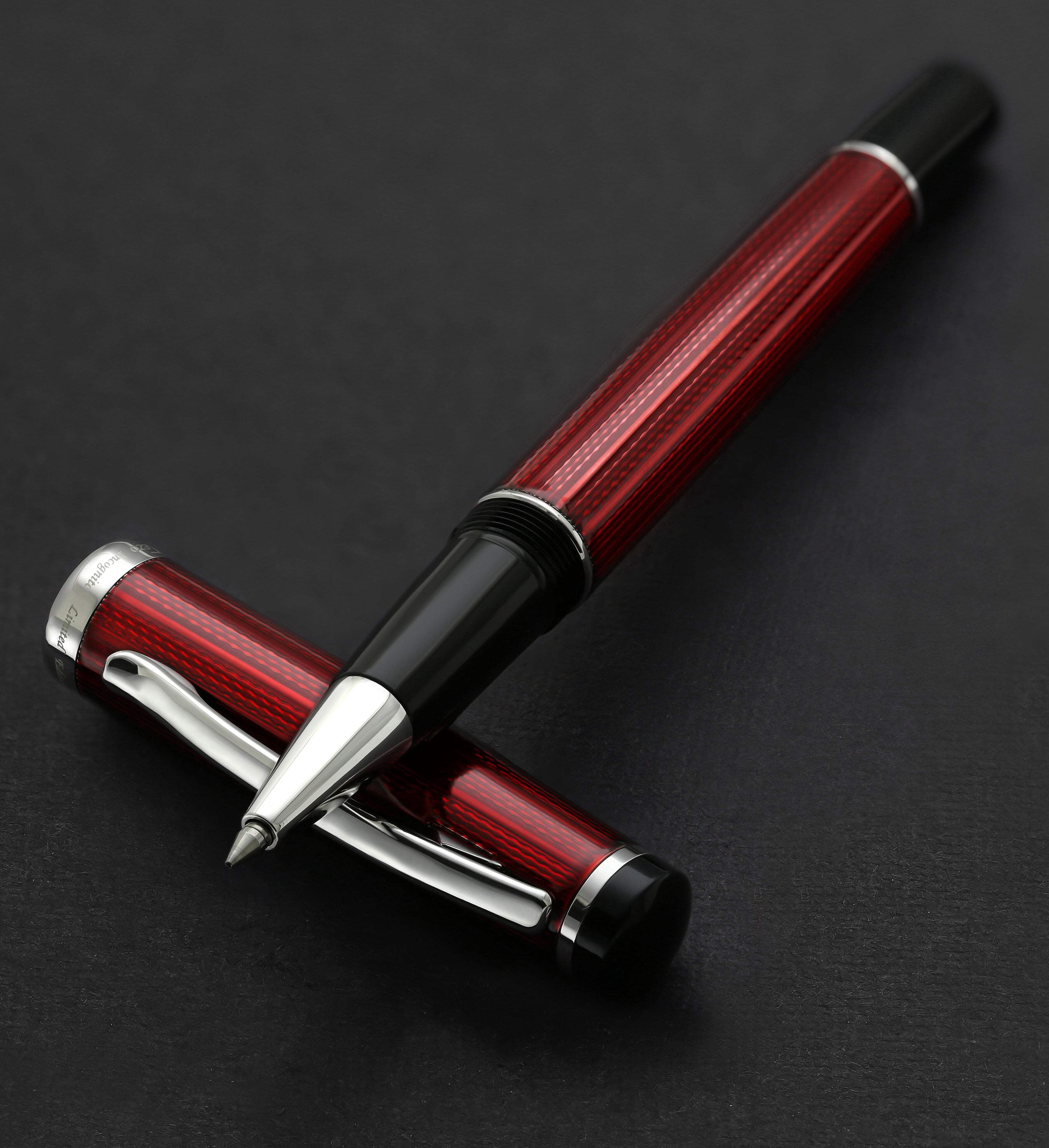 Xezo Xezo Incognito™ Diamond-Cut Lacquered Brass Rollerball Pen - Burgundy Red
