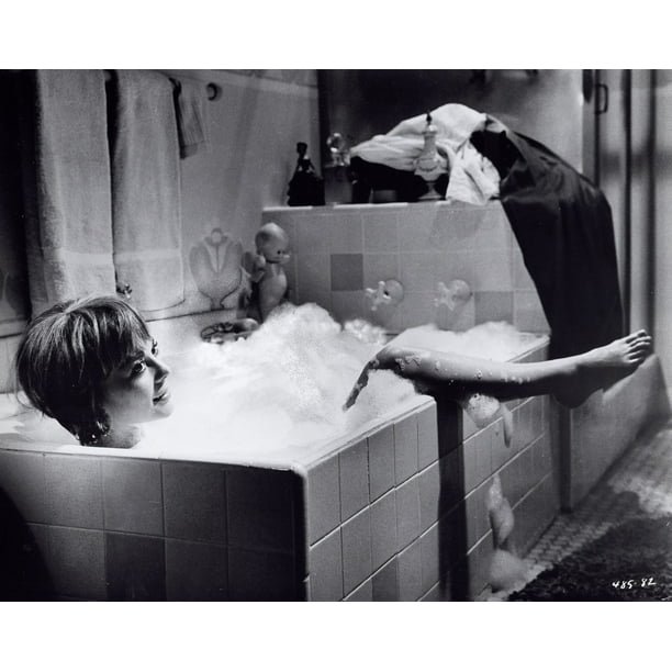 Still Of Natalie Wood In A Bathtub, Ove Natalie Bathtub