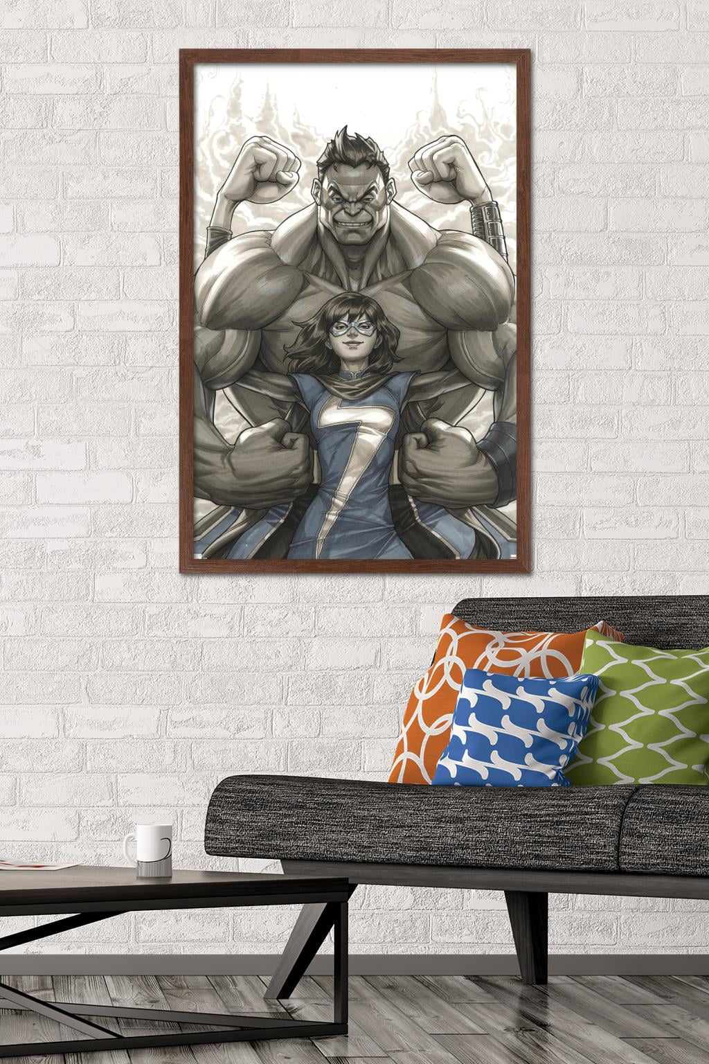 Marvel Comics - Ms. Marvel and Hulk - Champions #1 Wall Poster, 22.375" x 34", Framed