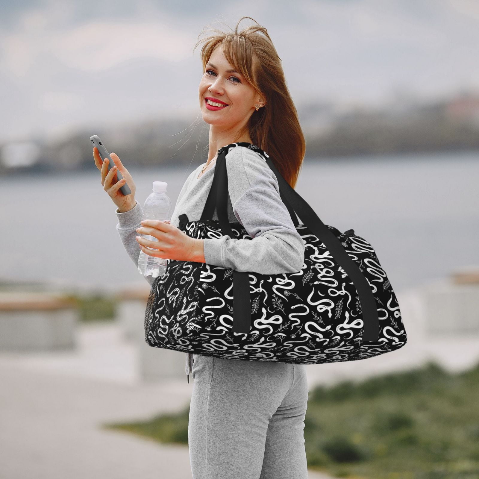 Fuzoiu Hand Drawn Snake Print Travel Duffle Bag,Carry On Tote Bags,Duffel Bag,Sport Gym Bag, Hospital Bag for Labor and Delivery, Overnight Bag,Luggage Bag