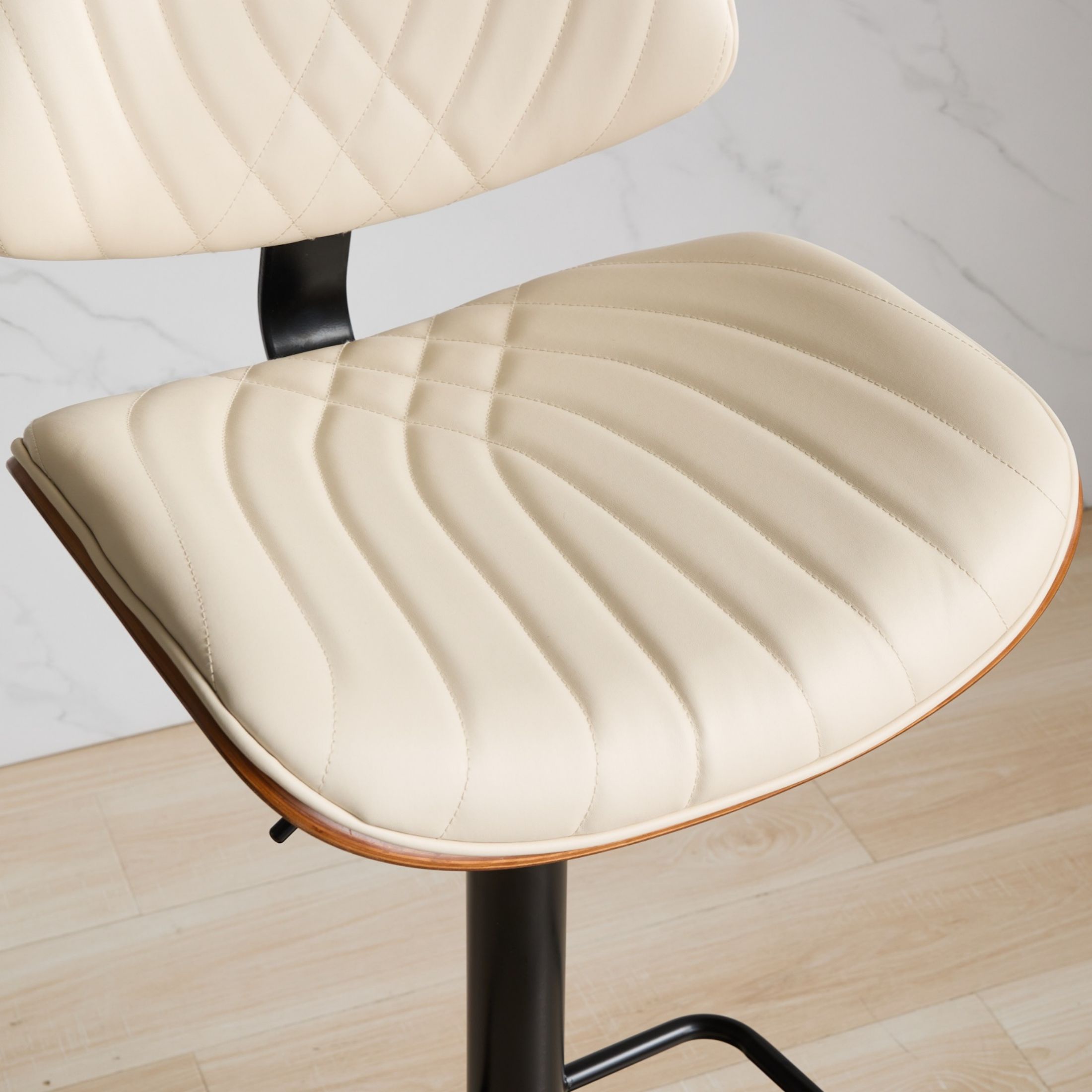 PORKISS Bar Stool, Walnut Bentwood Swivel Barstool with Leather Back and Seat, Adjustable Counter Island Chair with Footrest, Modern Upholstered Bar Chirs for Kitchen Island, Dining Room, Beige