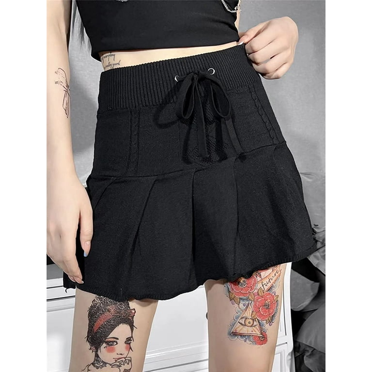DanceeMangoos Women Goth Black Pleated Mini Skirt with Chain High