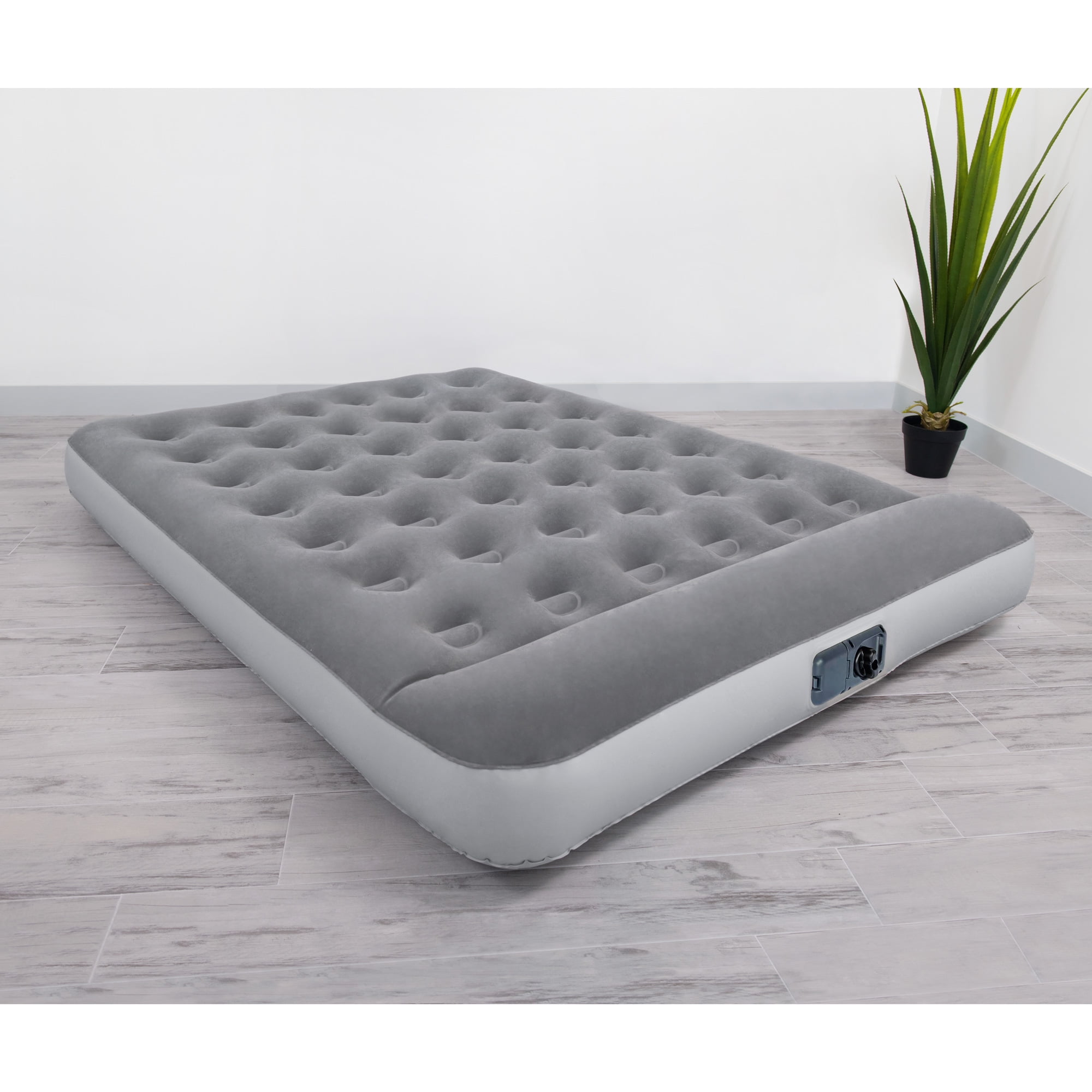 air mattress with pump