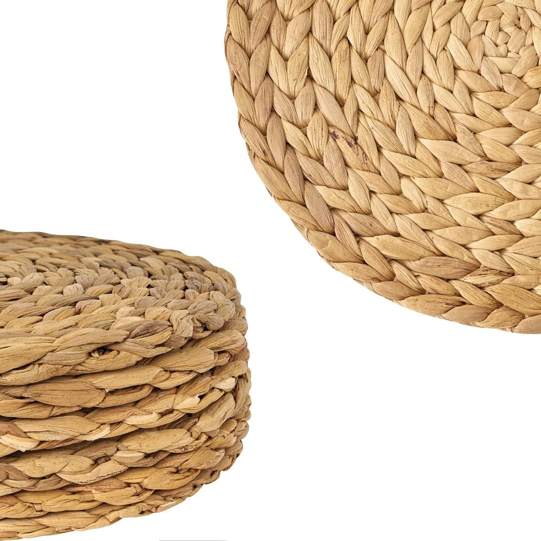 Gixusil 8 Pack 15 inch Woven Placemats, Round Plate Chargers Natural Water Hyacinth Heat Resistant Non-Slip Weave Placemats Farmhouse Straw Braided Rattan Tablemats Wicker Placemats for Dining Table