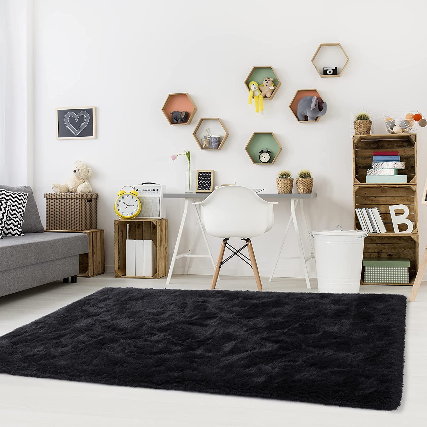 Junovo Super Soft Fluffy Area Rugs Modern Shag Rug for Bedroom Living Room,Cute Carpets for Kids Nursery Girls Home Dorm,4'x6',Black