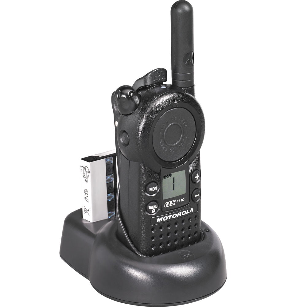 x Motorola CLS1110 UHF 1W 1-Channel 2-Way Radio Pack With Mic Bundle 