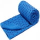 thumbnail image 1 of Toalla de yoga antideslizante para pilates, material de microfibra, puntos de agarre en forma de trébol, perfecta para yoga caliente, portátil con bolsa de transporte, tela de poliéster, 1 of 5