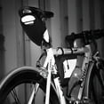 thumbnail image 3 of Bolsa de sillín de bicicleta impermeable, reflectante, debajo del asiento, accesorios de herramientas, bolsa de almacenamiento para bicicleta de montaña y carretera, conducción nocturna, 3 of 12