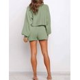 thumbnail image 4 of Conjunto de 2 piezas de punto para mujer: top corto con mangas abullonadas, pantalones cortos, suéter y chándal, 4 of 6