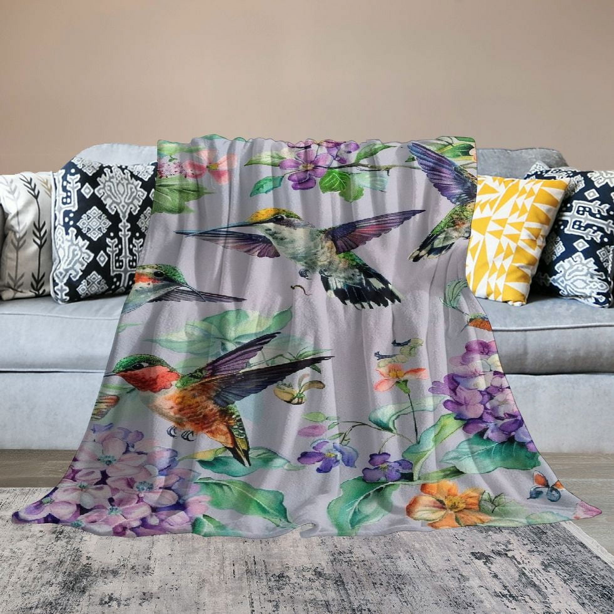 PRATYUS Hummingbird Throw Blanket is Super Soft and Warm,The Lightweight Flannel Blanket is for All-Season Use,A Great Choice for Gifts for Kids 50x60in