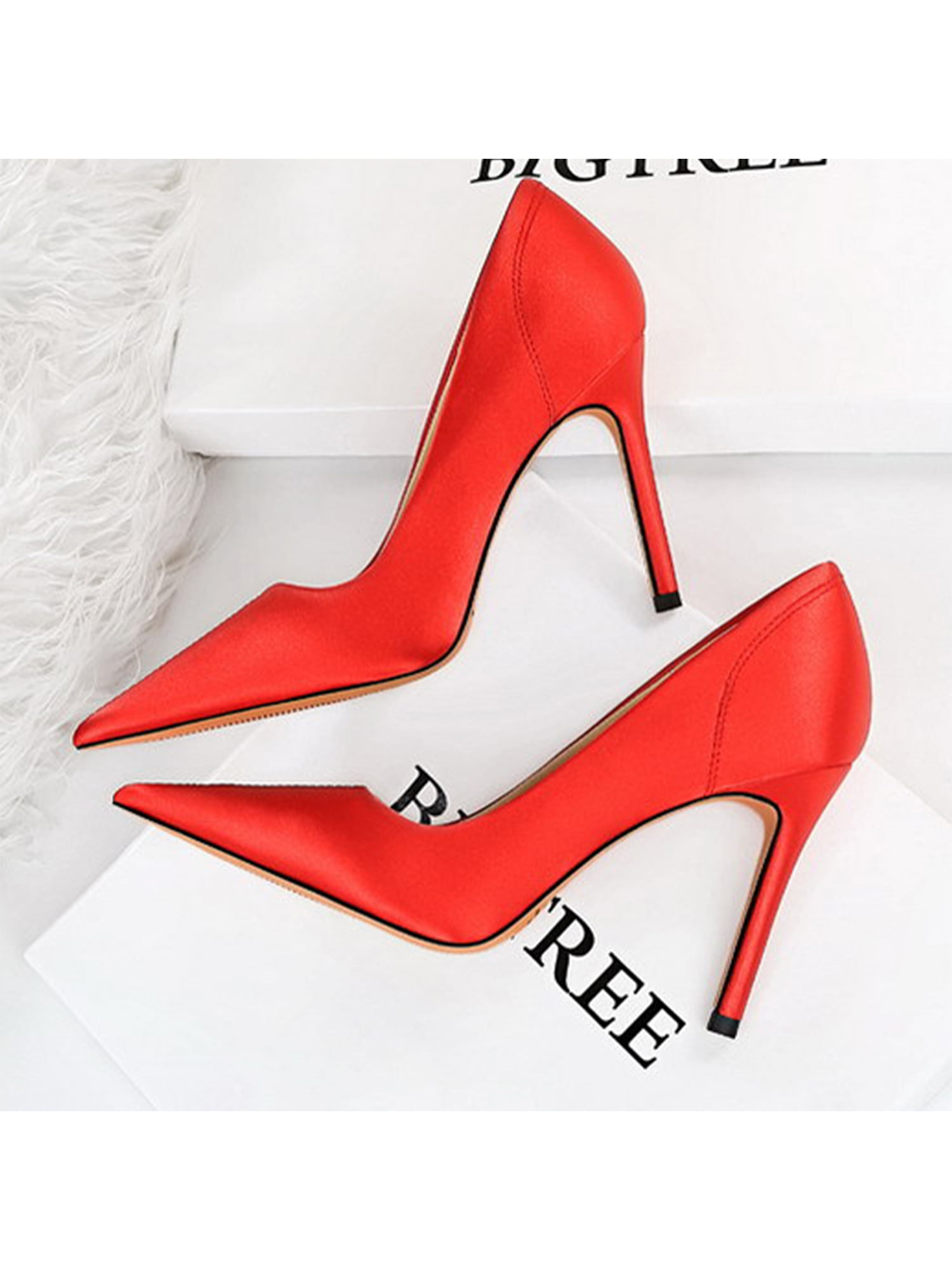 Nothing beats a classic pair of patent Louboutins : r/HighHeels