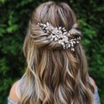 thumbnail image 3 of Tocado de flores hecho a mano con hojas de aleación, tocado de boda nupcial, joyería de diamantes de imitación para el cabello, peineta para el cabello, accesorios nupciales para el cabello Xemadio 2035993-3, 3 of 8