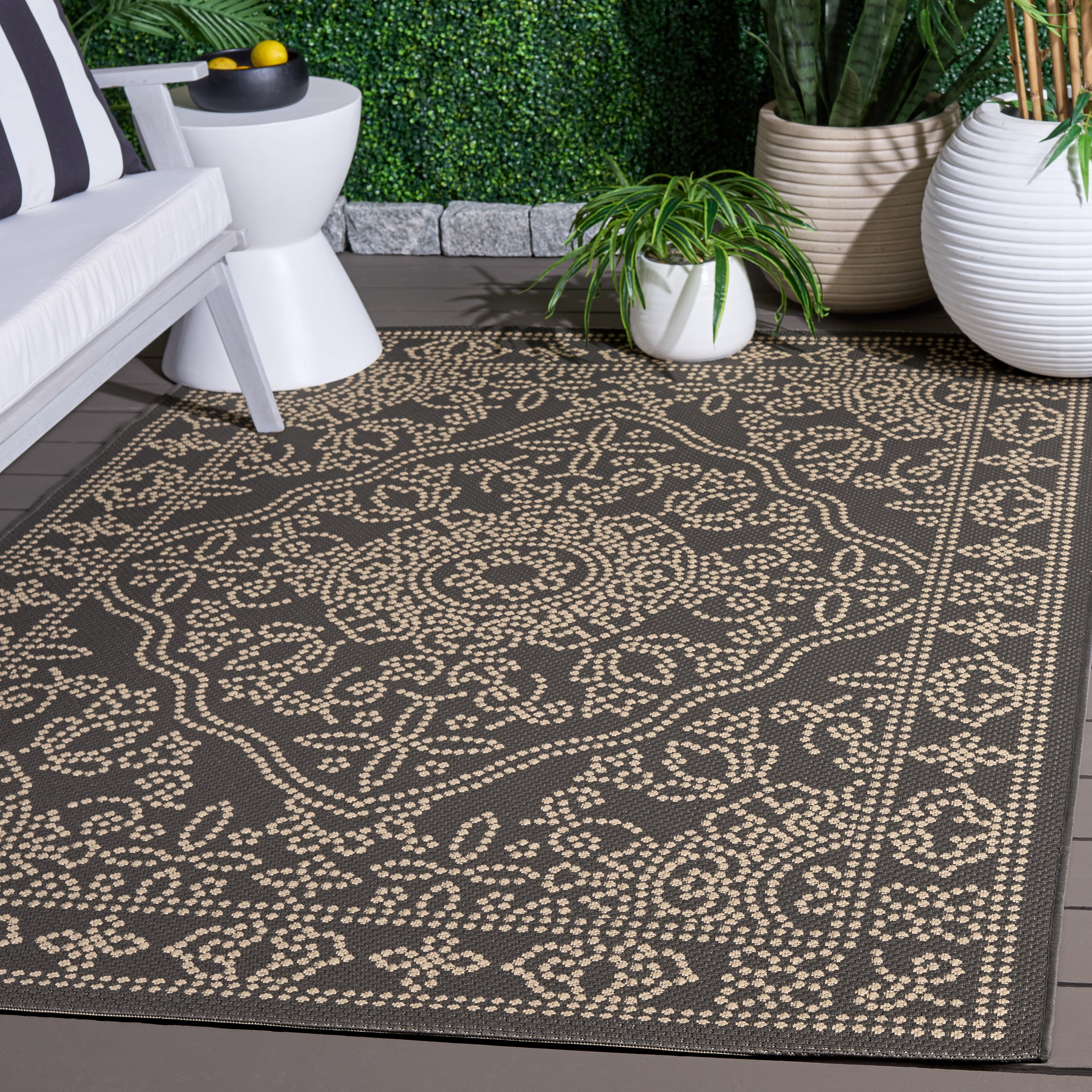 SAFAVIEH Courtyard Henrietta Medallion Indoor/Outdoor Area Rug, Anthracite/Beige, 8' x 11'