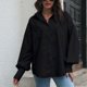 thumbnail image 2 of Camisa de mujer Cuello vuelto Color puro Mangas de linterna de un solo pecho Blusa de ajuste casual Negro S, 2 of 5