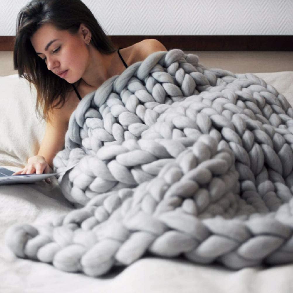 Chunky Knit Throw Blanket Soft Cozy Queen Size Hand Made Knitted - Main Image