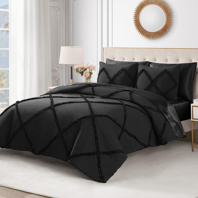 Juicy Couture Diamond Twin Comforter Set - Ruffle 2-Piece Machine Washable Reversible Bedding Comforter Set, Black