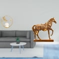 thumbnail image 2 of Estatua de caballo con forma de bola de cristal, escultura de resina con textura suave y base estable, ideal para sala de estar, dormitorio, oficina,, 2 of 8