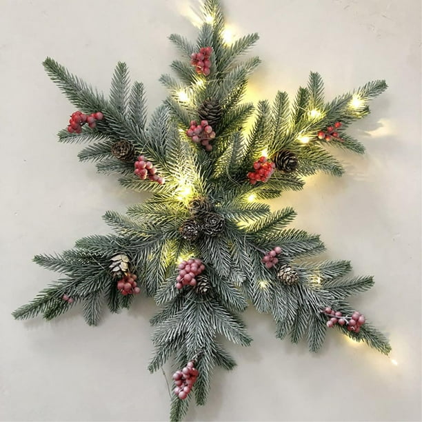 Copo de nieve artificial navideño colgante preiluminado de National Tree Company, verde, pino con bayas escarchadas, decorado con piñas, racimos de bayas y ramas escarchadas, colección navideña, 40 cm
