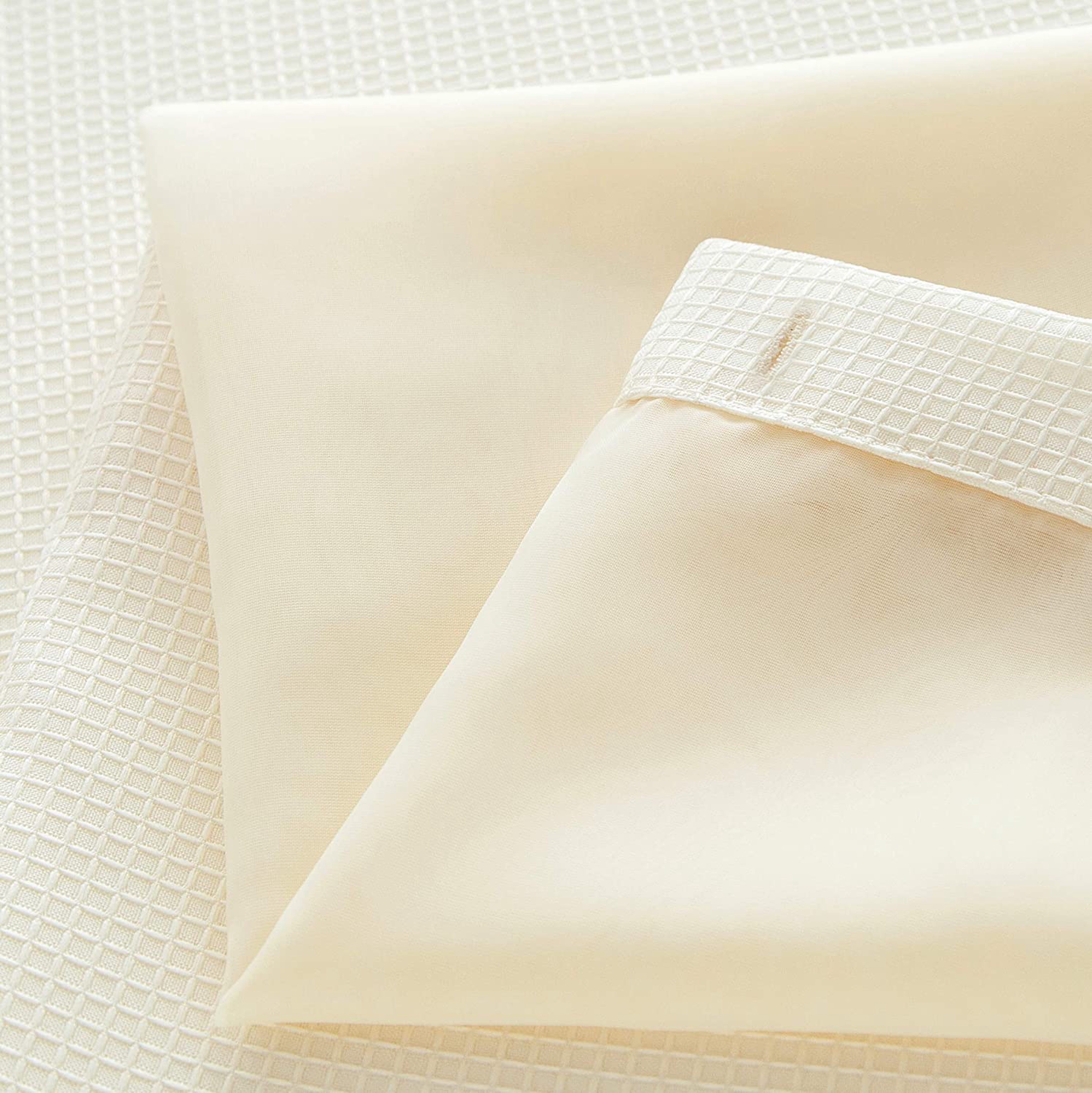 Dainty Home Complete 2 in 1 Waffle Weave Hotel Spa Style Fabric Shower Curtain Snap On/Off Waterproof Detachable Liner Set, 72 inch wide x 72 inch long in Beige