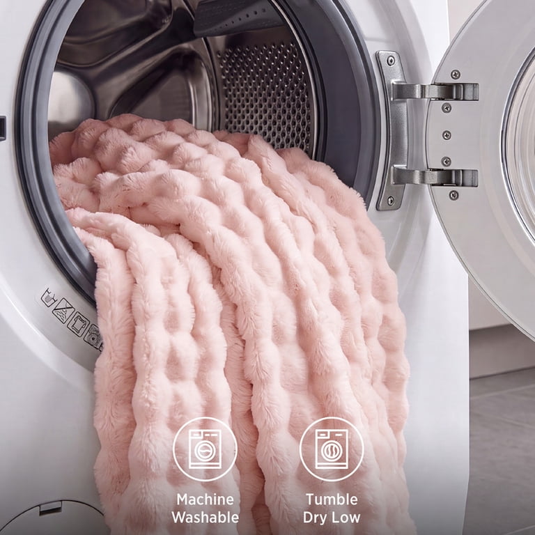 U by Bedsure 3D Bubble Faux Fur Throw Blanket, Pink, 50x60" photo 6