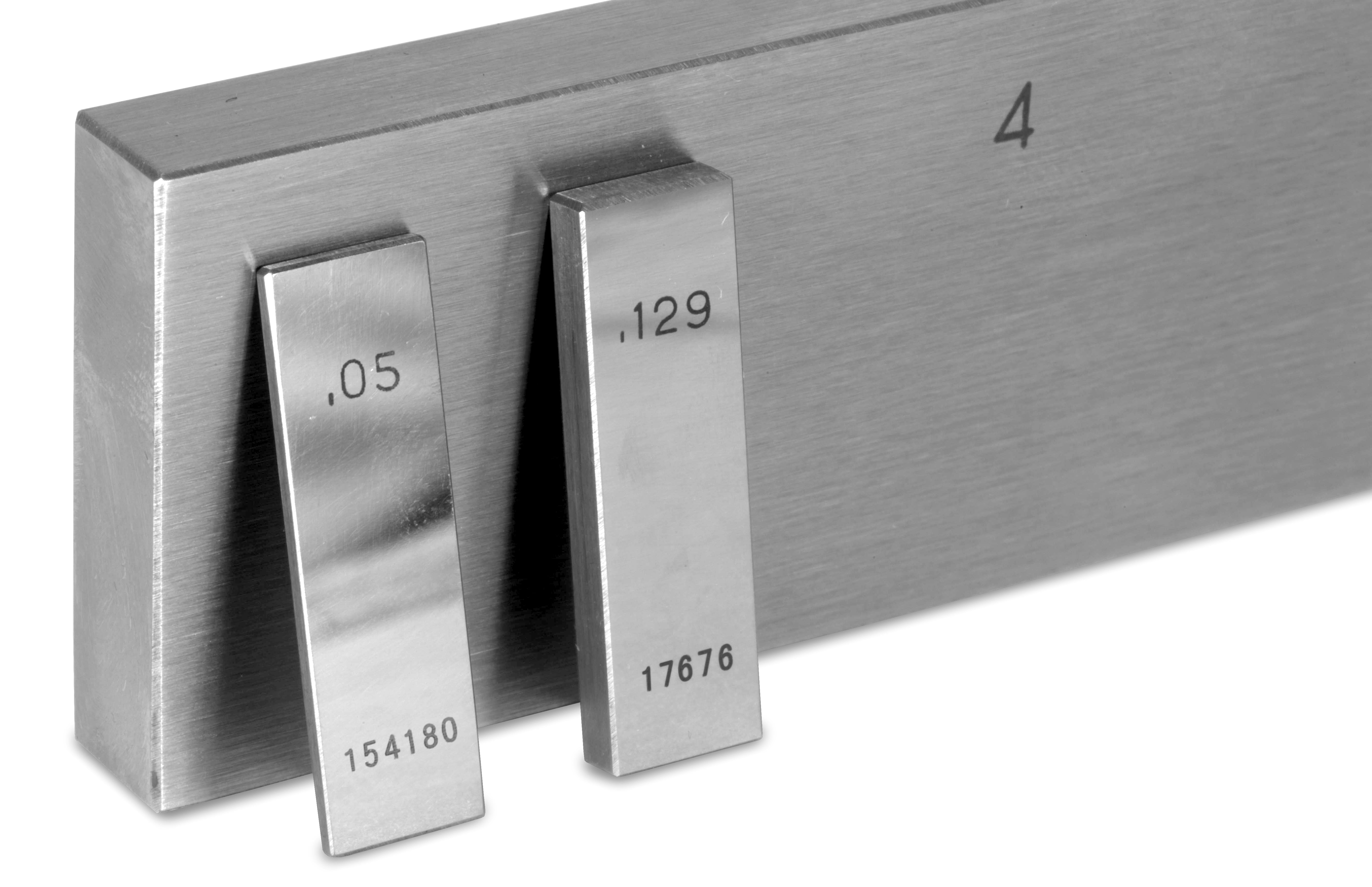 WEN 81-Piece Rectangular Steel Gauge Block Set with Case