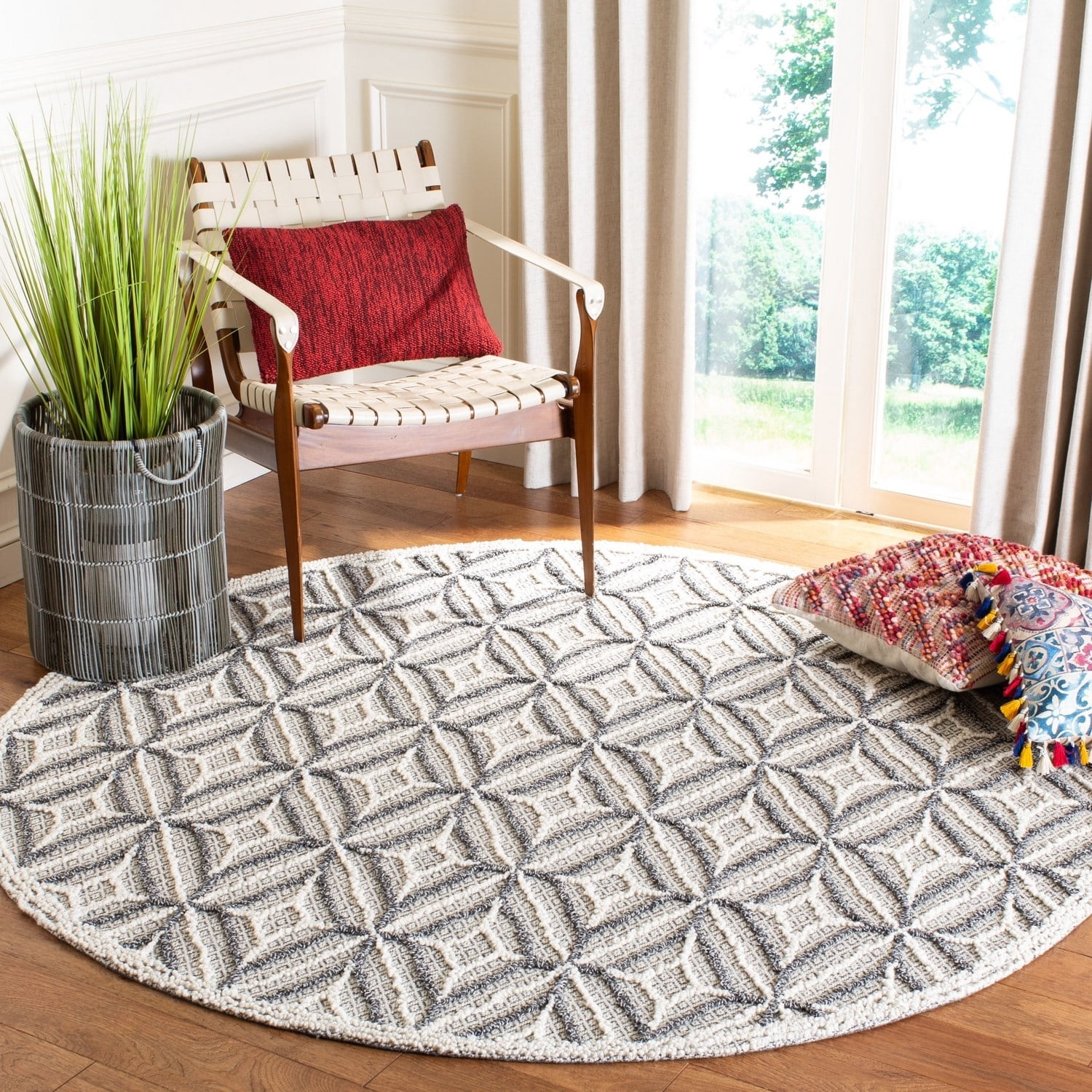 SAFAVIEH Trace Gervase Geometric Diamonds Wool Runner Rug, Grey/Black, 2'3" x 8'