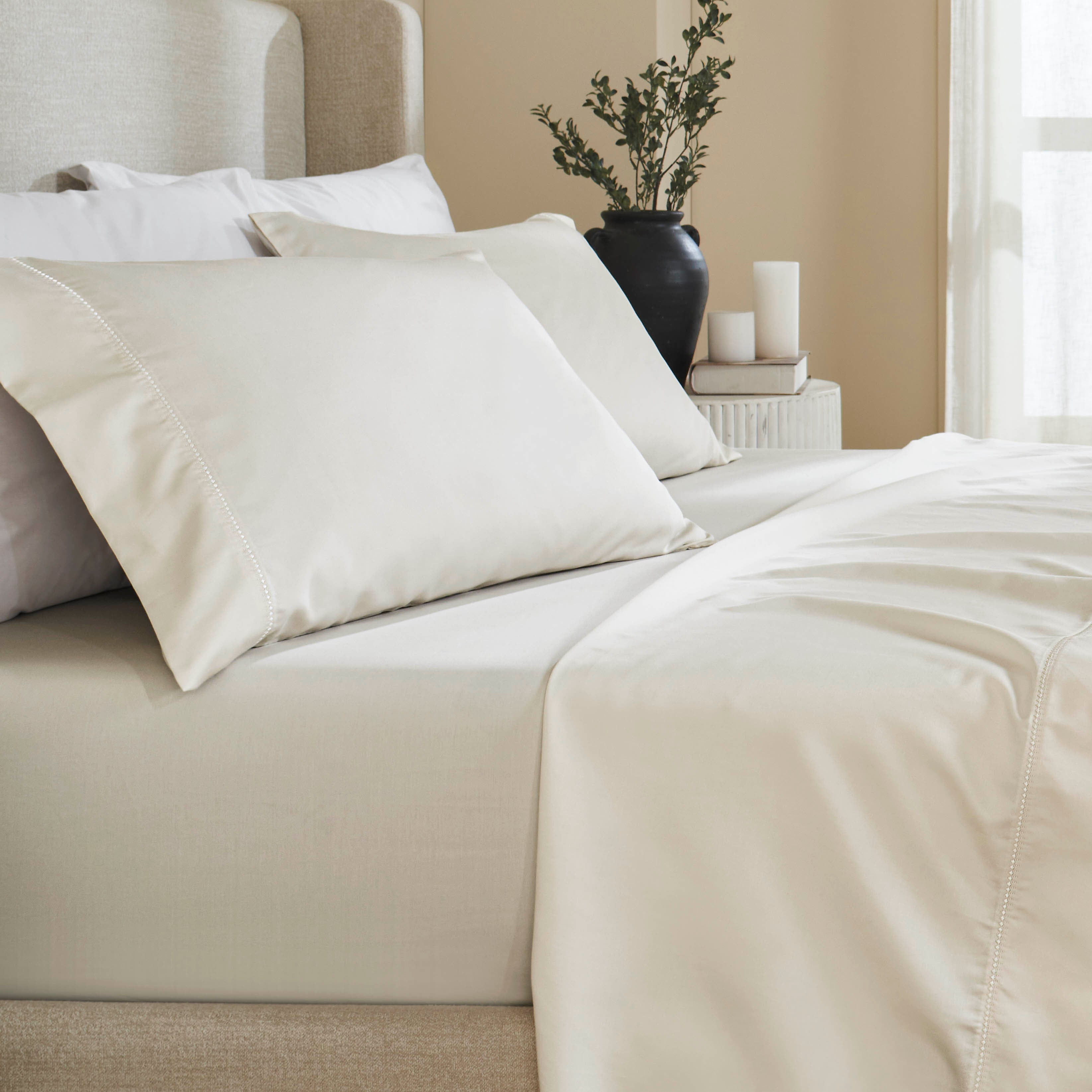 Superior Cotton Blend 600 Thread Count Embroidered Sheet Set, King, Ivory