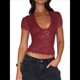 thumbnail image 1 of Camisa de Corta de Encaje para Mujer, Corte Bajo, Estilo Y2K, Corte Entallado, Ideal para Salir, Discotecas y Conciertos Vino Tinto S, 1 of 7