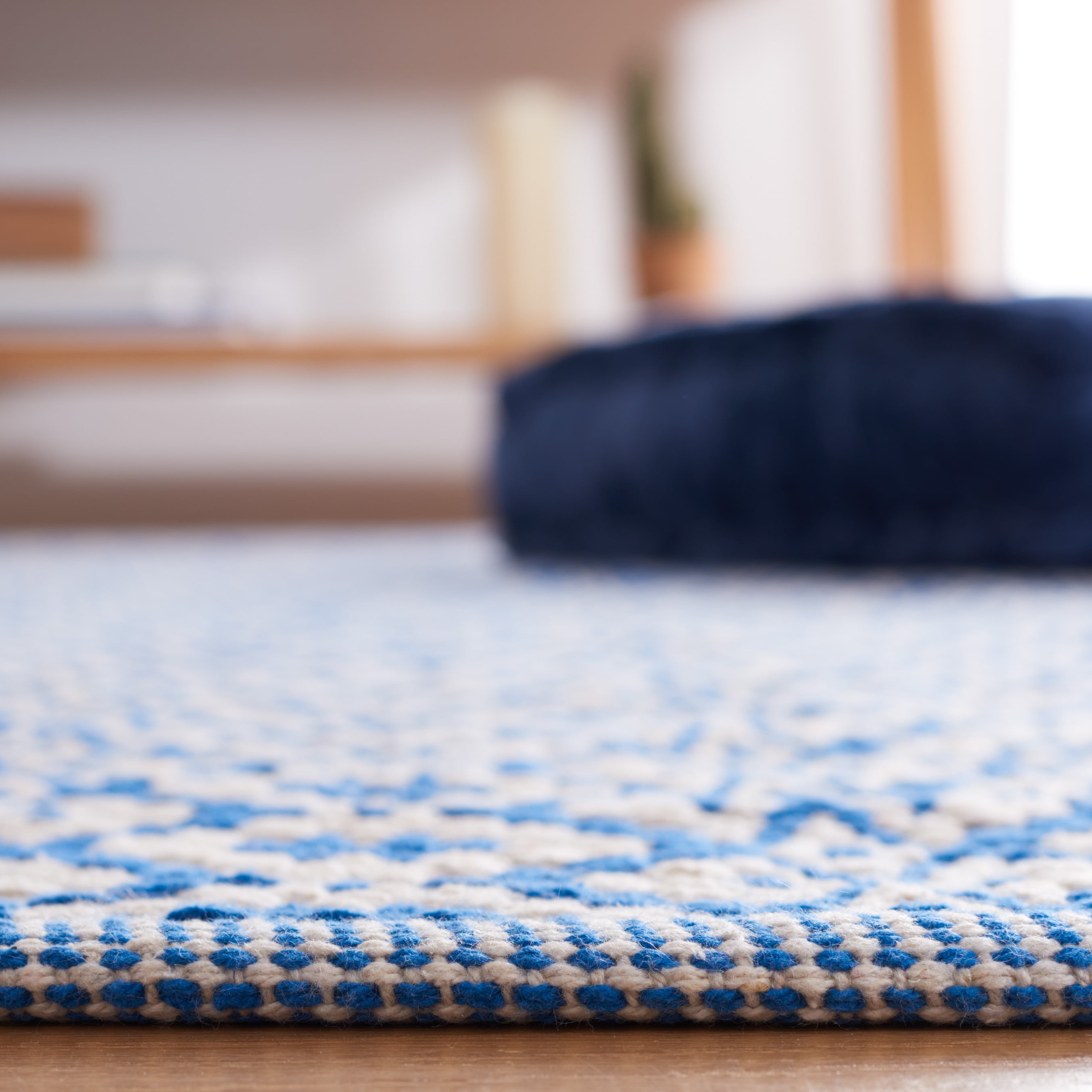 Safavieh Montauk Corrine Geometric Cotton Area Rug, Ivory/Blue, 9' x 12'