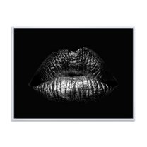 Designart 'Sexy Golden Metallized Woman Lips I' Modern Framed Canvas Wall Art Print