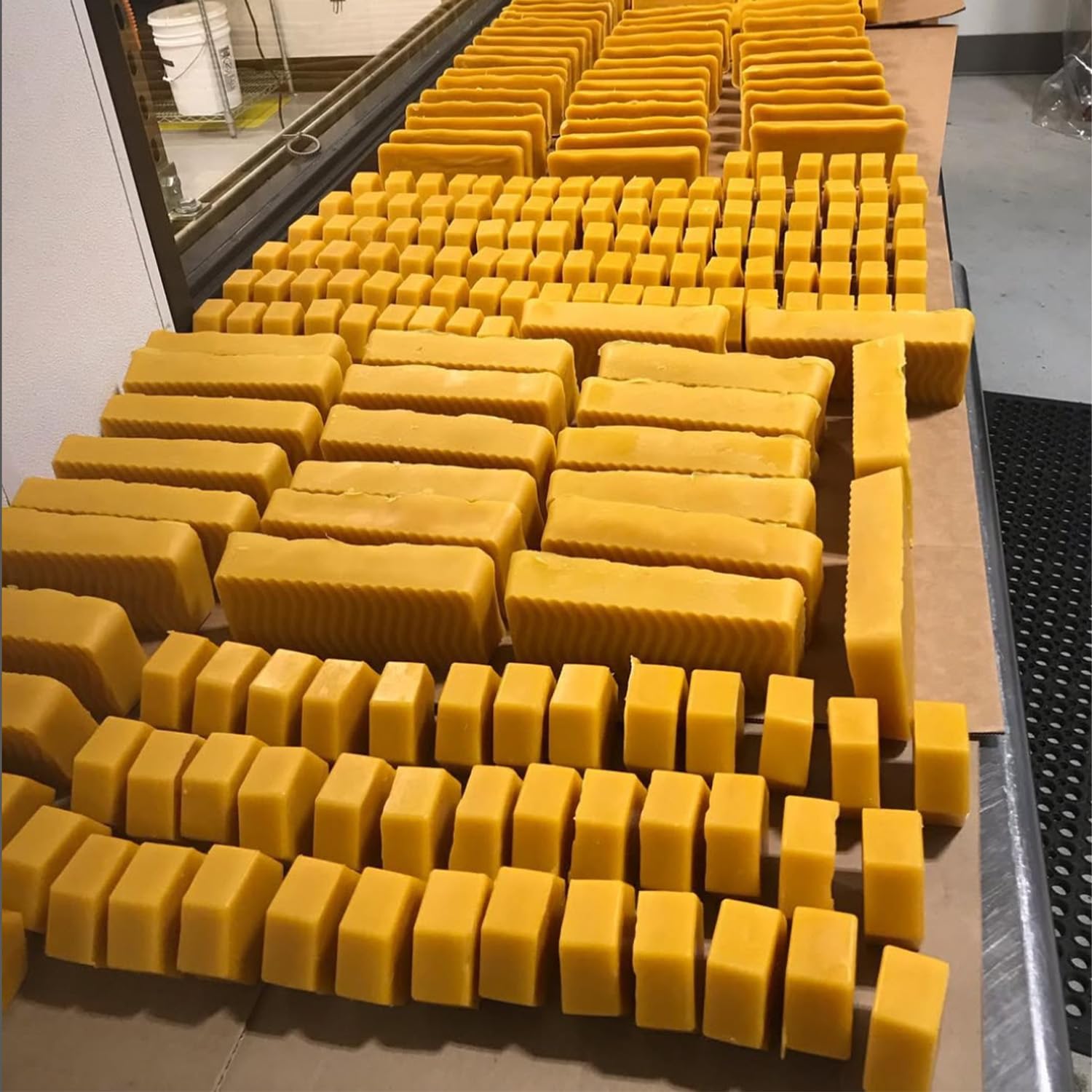 Mickelberry   Beeswax – 1 lb Solid Block Grade A Yellow – Pure, Sustainably Sourced Beeswax for Skincare, DIY, and Crafts – Made in The