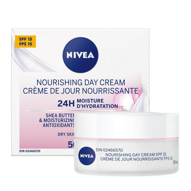 NIVEA Nourishing Day Cream with SPF 15 for Dry Skin