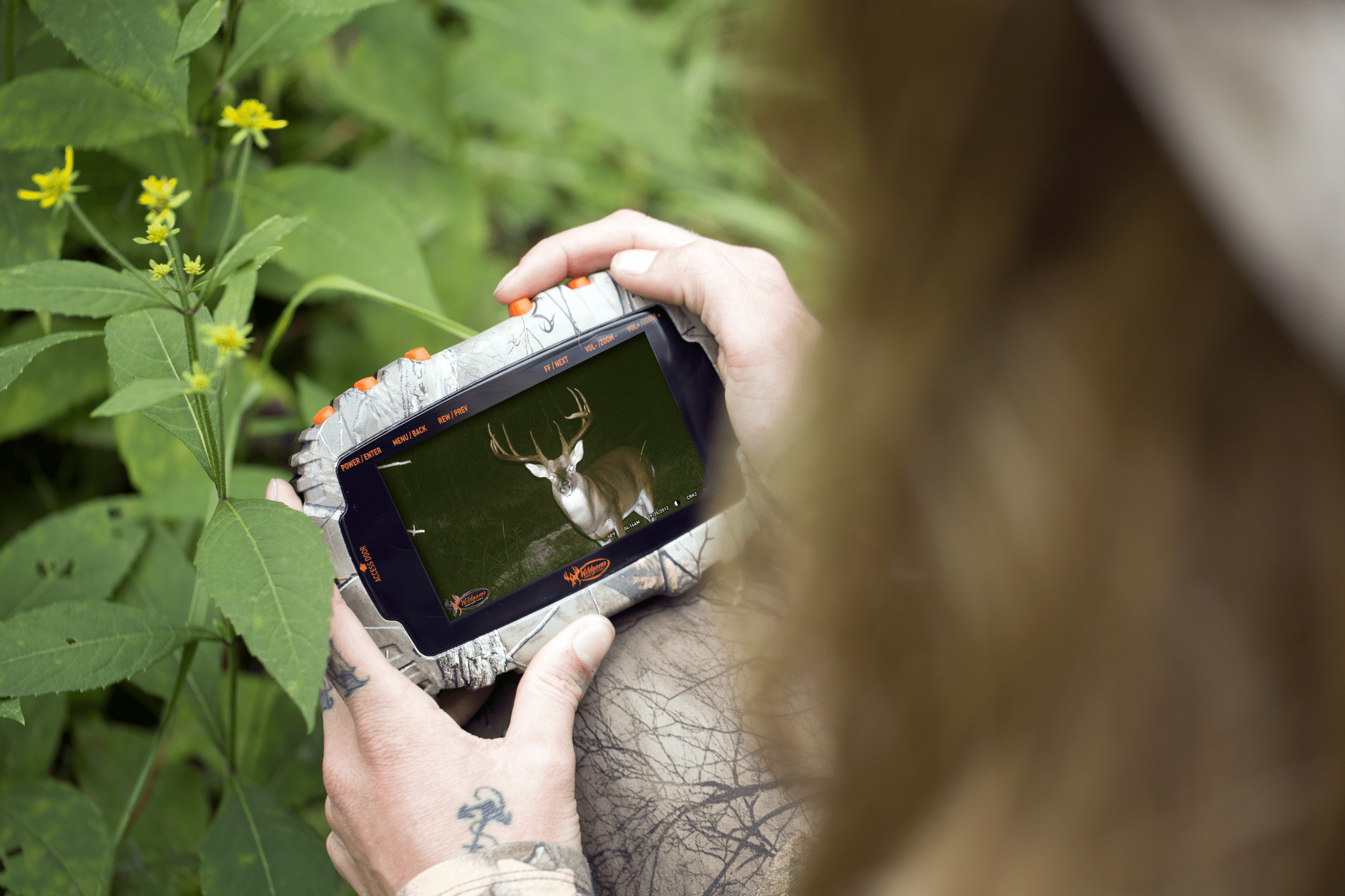 Wildgame Innovations Sports & Outdoors Trail Game Camera Media Viewer, 4.3" Color Display