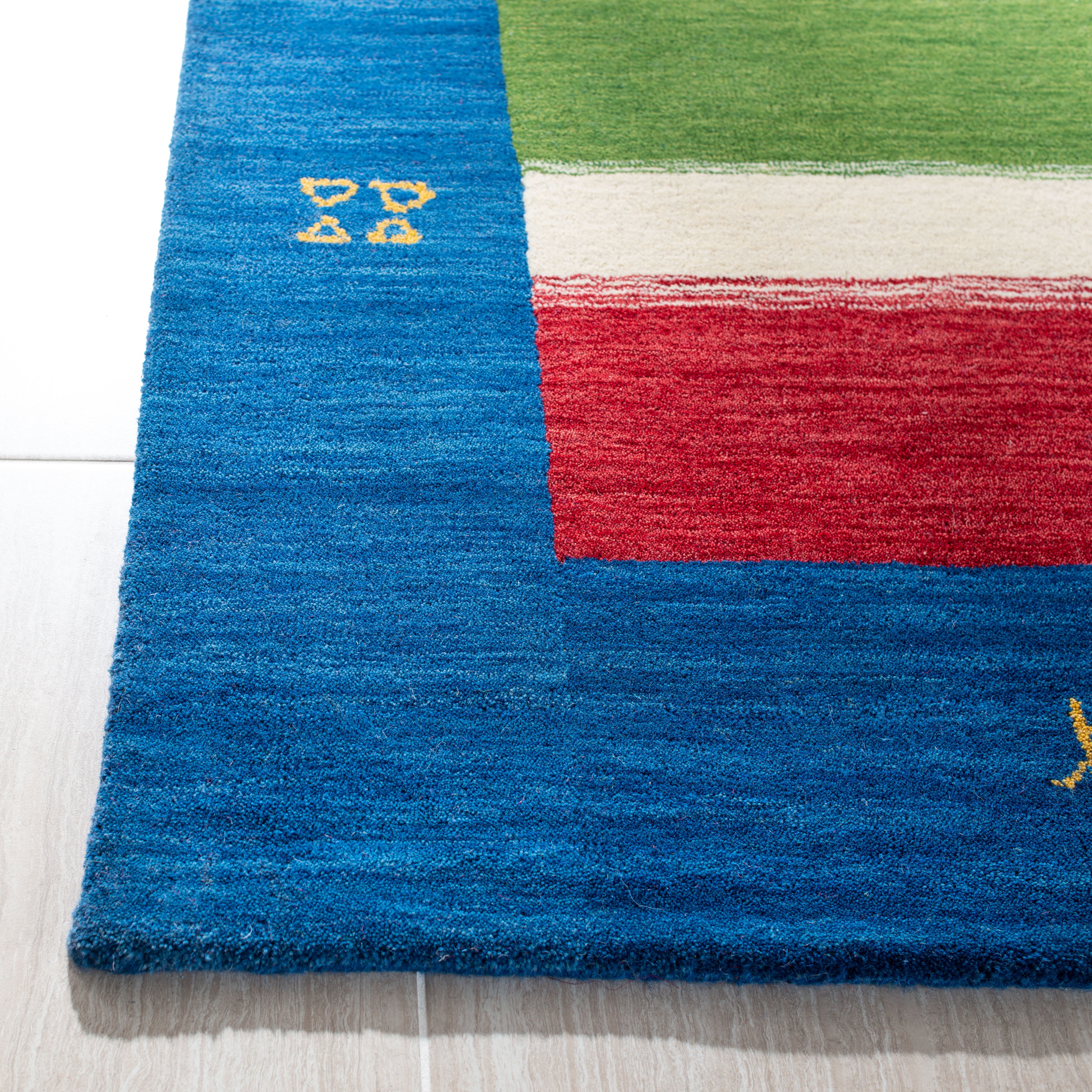 SAFAVIEH Himalaya Clarette Striped Wool Runner Rug, Blue, 2'3" x 8'
