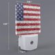 thumbnail image 2 of Balery America Flag Glitter Luz Nocturna LED con Sensor Automático, Enchufe con Sensor Crepuscular, Luz Suave de 0.5W para Dormitorio, Pasillo, Baño-EU, 2 of 7