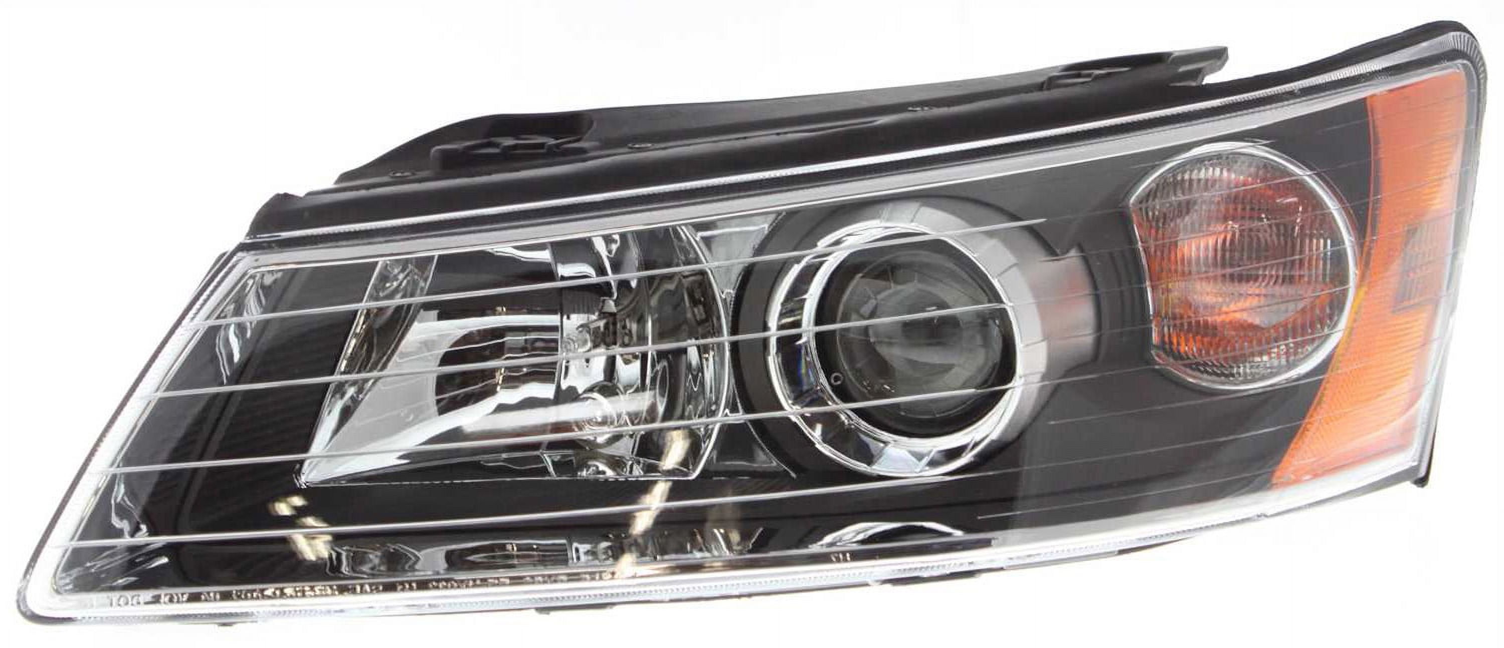 Evan-Fischer Headlight Set For 1996-2000 Chrysler Sebring Convertible – L&R With Bulbs