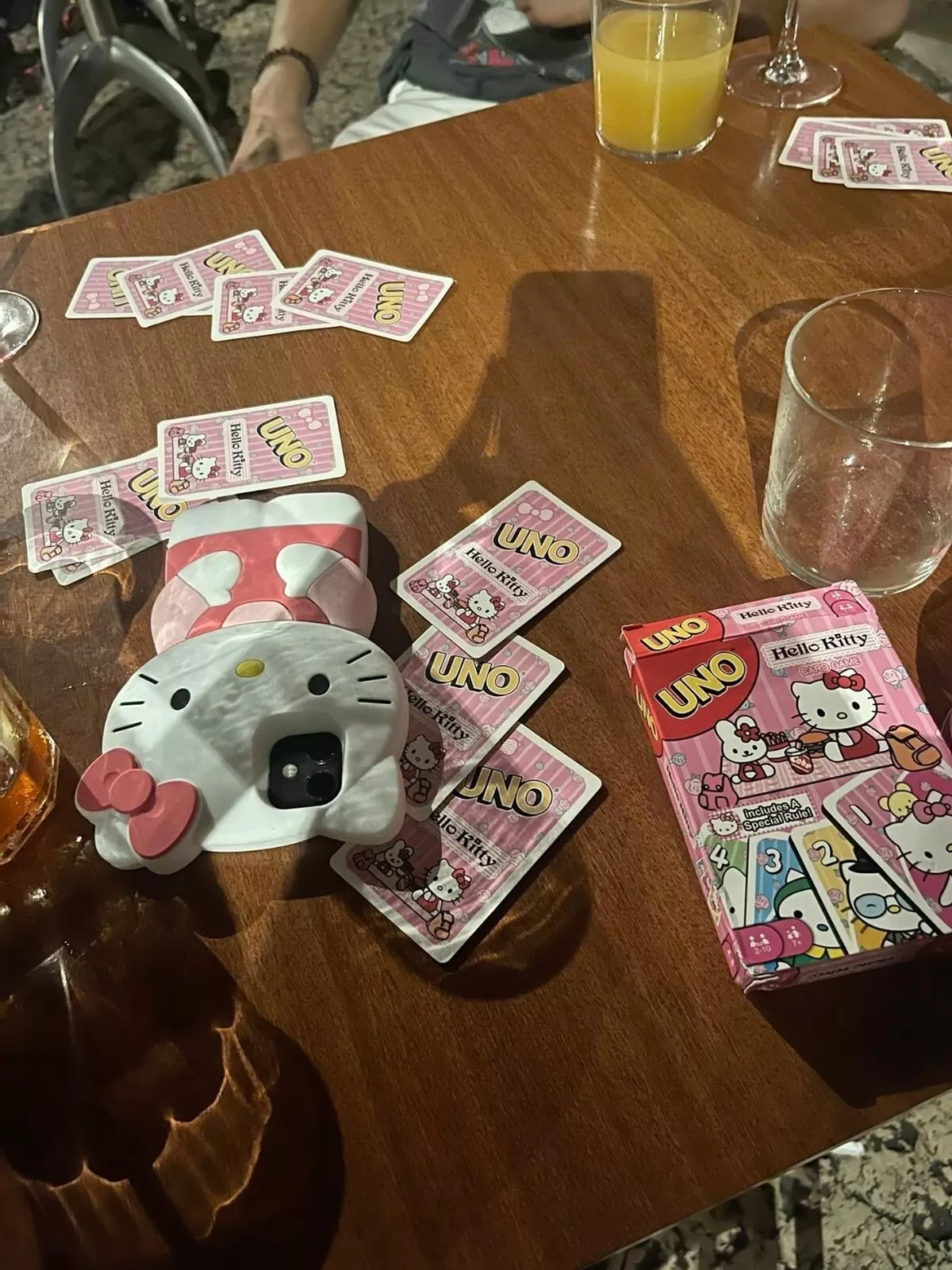 UNO Hello Kitty Card Game for Kids, Adults & Family Game Night | for 2-10 Player