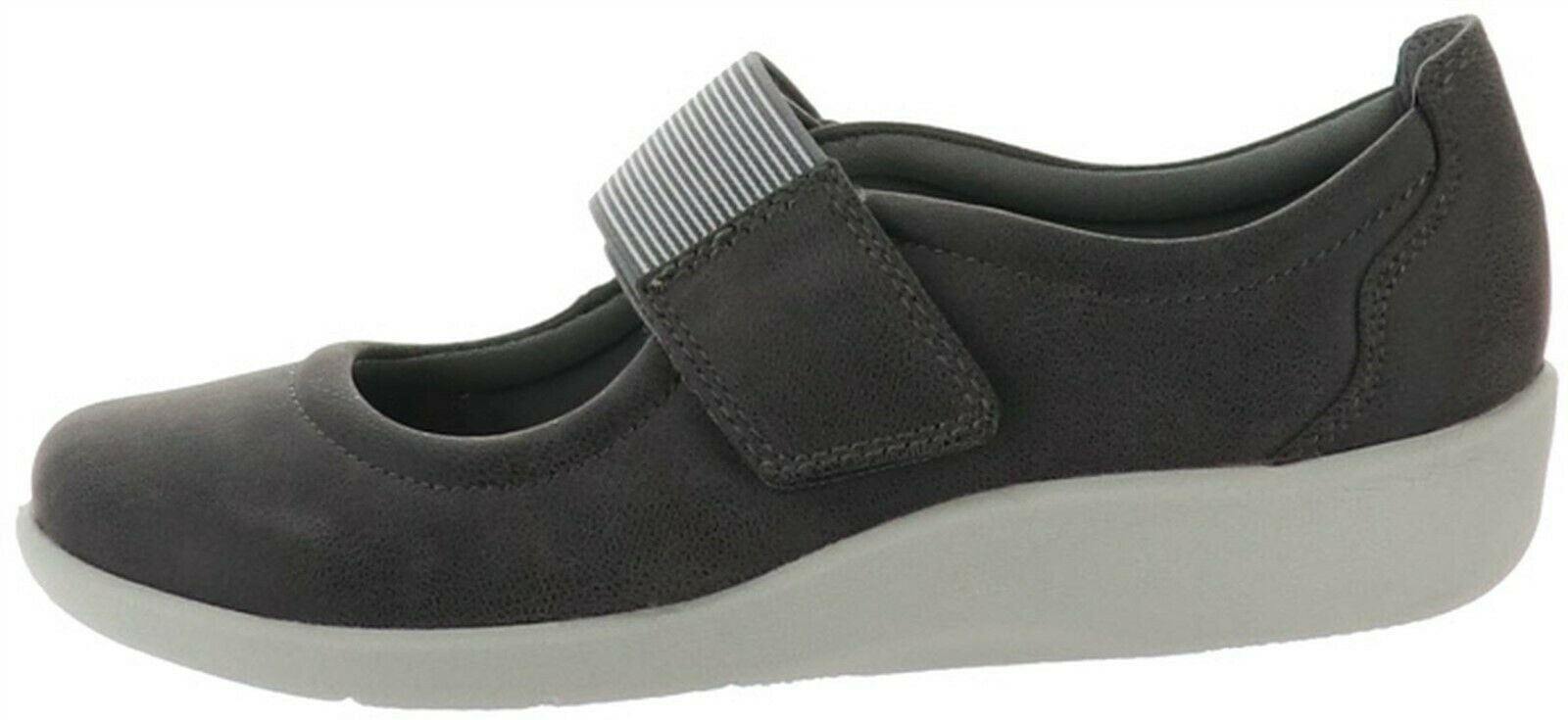 clarks cloudsteppers pumps