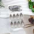thumbnail image 5 of Copo de nieve Prensa en uñas Uñas postizas francesas medianas Navidad Copo de nieve blanco Diseños de diamantes de imitación Punta de almendra Uñas postizas, 5 of 5