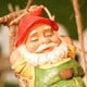 thumbnail image 3 of Estatua de jardín al aire libre, enano acostado con estatua de hamaca, adorno de jardín colgante de resina impermeable GNOME para decoración de césped de jardín al aire libre, 3 of 5