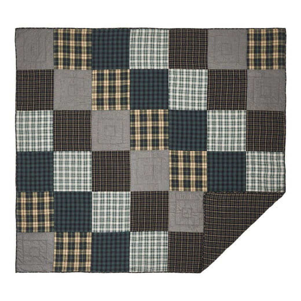 VHC Brands, Pine Grove Patchwork Luxury King Quilt, Green, 120x105