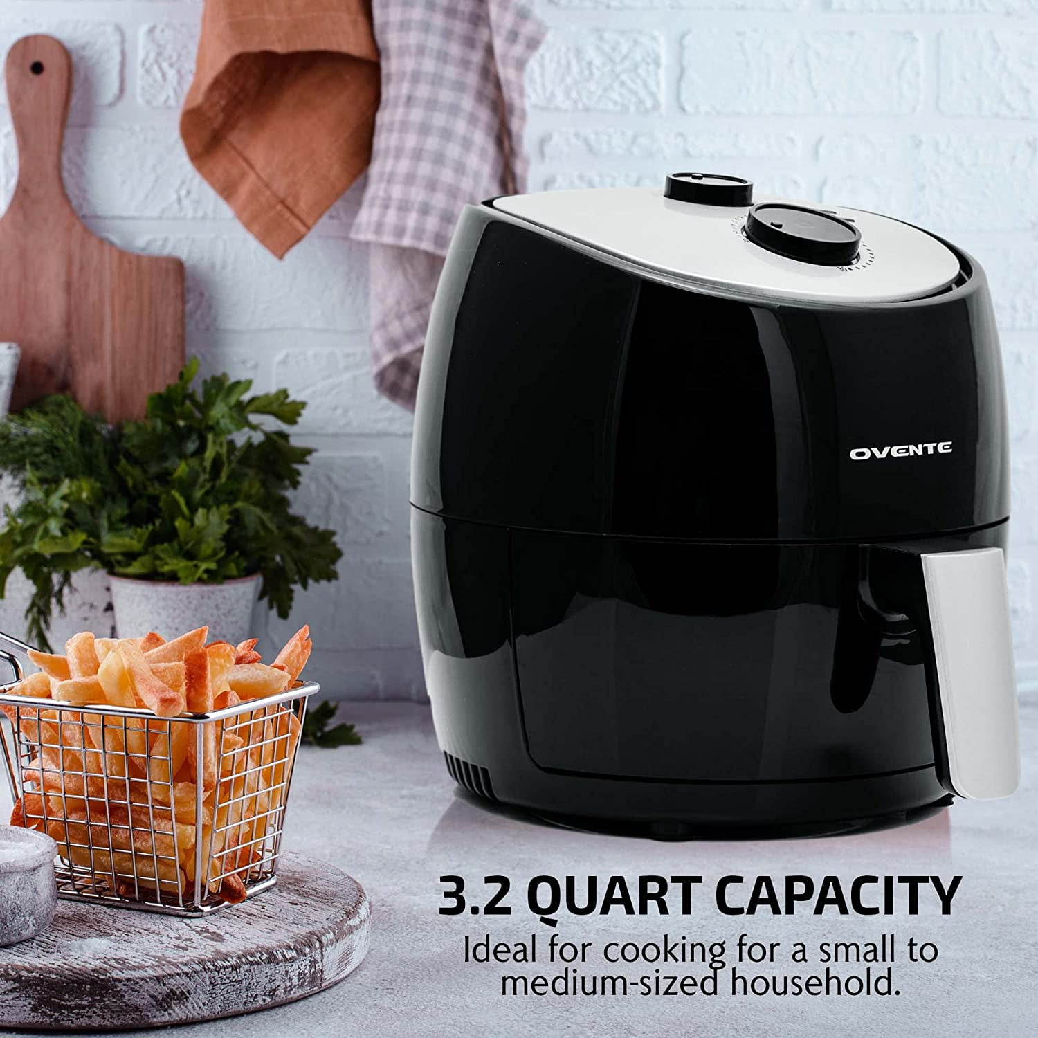 OVENTE Compact Air Fryer for Healthy and Oilless Cooking, 3.2 Qt Nonstick & Dishwasher Safe Basket, 1300W Electric Cooker w/ Adjustable Temperature Control, 30Min Timer & Auto Shutoff Black FAM11320B