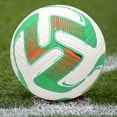 thumbnail image 5 of Balones de fútbol 2024, tamaño profesional 5, de alta calidad, de PU, sin costuras, para deportes al aire libre, liga de entrenamiento de fútbol, 5 of 5